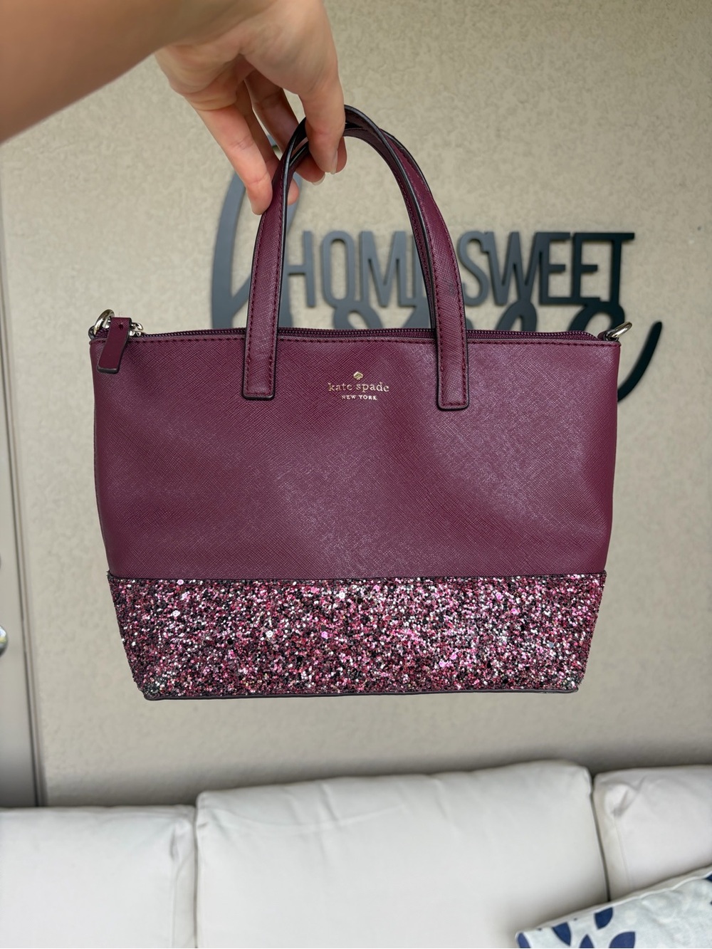 Kate Spade Small Greta court Ina Glitter Crossbody Bag Handbag Cherrywood Maroon - Picture 12 of 13